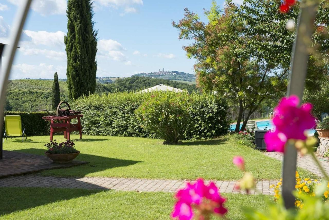 Agriturismo Il Poggetto San Gimignano Kültér fotó