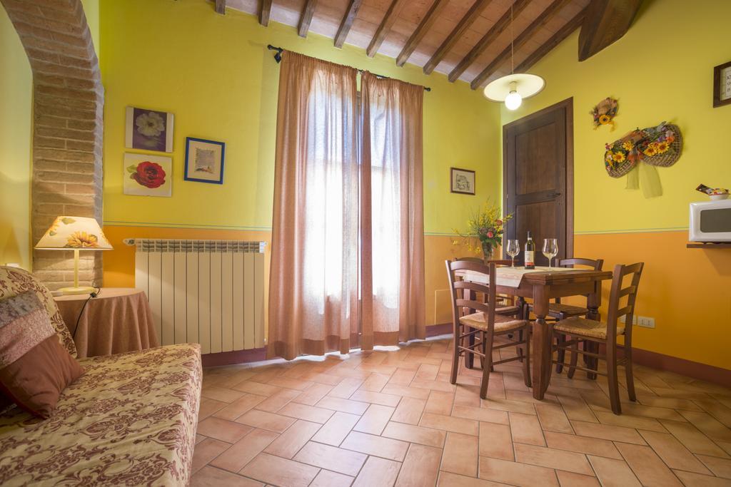 Agriturismo Il Poggetto San Gimignano Kültér fotó