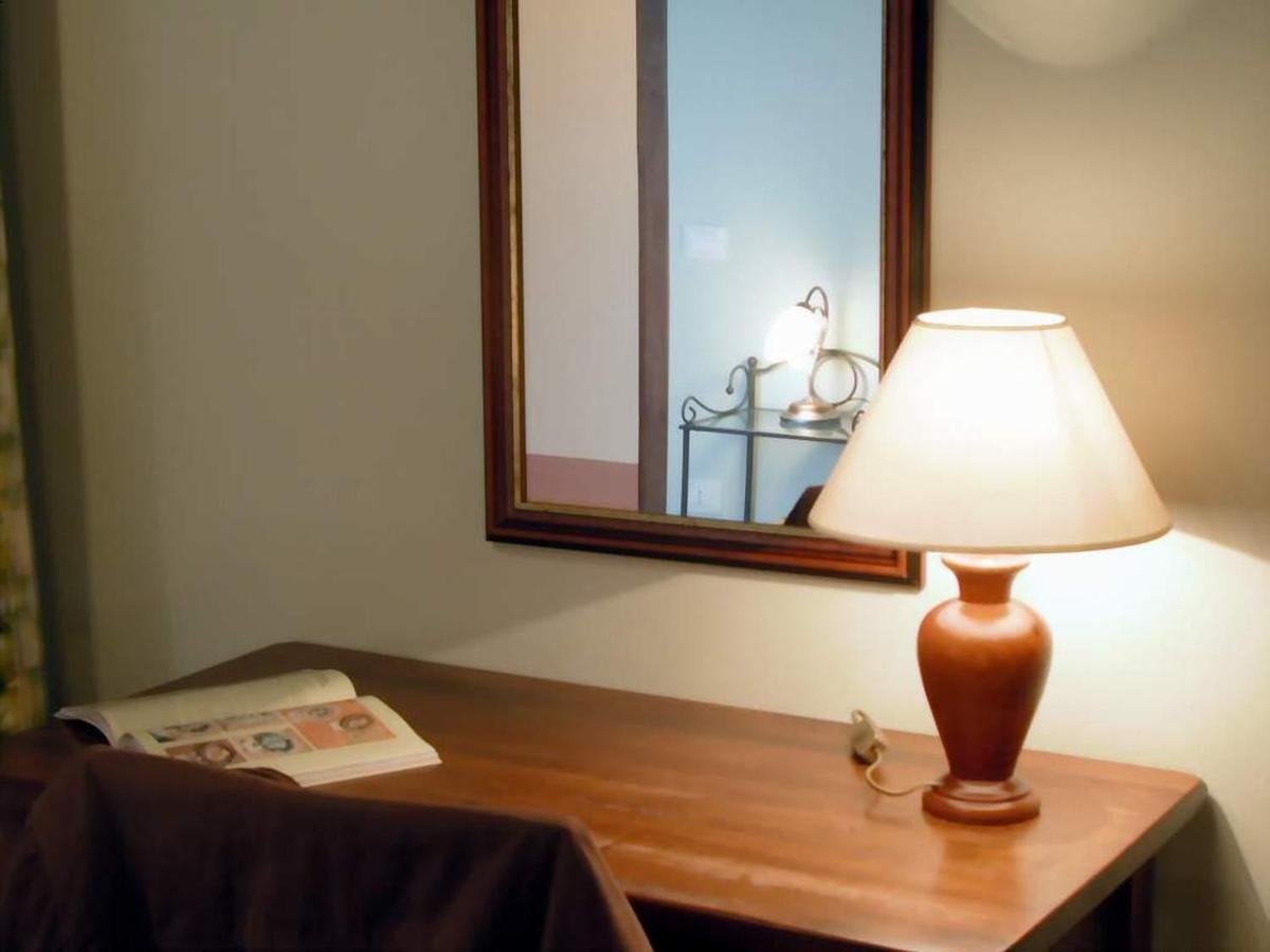 Agriturismo Il Poggetto San Gimignano Kültér fotó